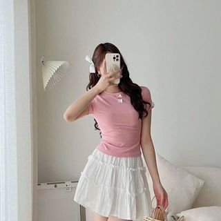 Áo thun cotton Nơ trc ngực, co giản ,thoáng mát.
2 size M ( 40kg-59kg) size L (50kg-60kg)