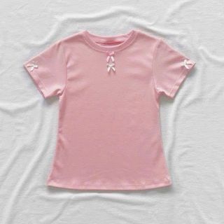Áo thun cotton Nơ trc ngực, co giản ,thoáng mát.
2 size M ( 40kg-59kg) size L (50kg-60kg)