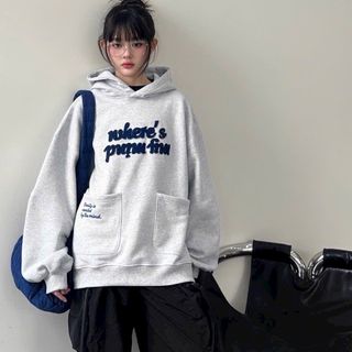 Áo hoodie Chất thun nỉ,mịn mát dày.form dưới 70kg. Chống nắng, giữ ấm tốt.logo in đẹp .tay phòng ,nón 2 lớp vải chính.