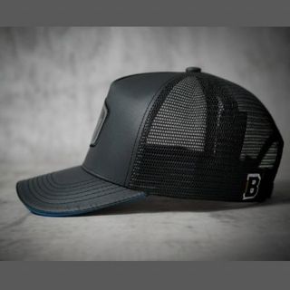 Mũ Victory Đen Viền Xanh Lưới Cap Chất Dù