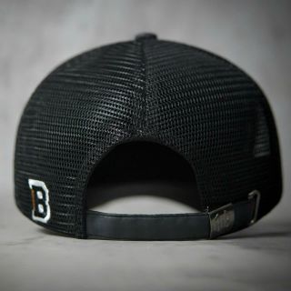Mũ Victory Đen Viền Xanh Lưới Cap Chất Dù