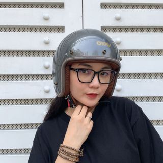Mũ Bảo Hiểm 3/4 Viền Chỉ Thông Gió - Tặng Kèm Lưỡi Trai Chính Hãng VaroHelmet - Bảo Hành 1 Năm