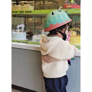 [Tặng Charm Gắn Mũ] Mũ bảo hiểm Varo Macaron cho bé từ 2-7 tuổi-Nón vành tròn tem kem chảy dễ thương