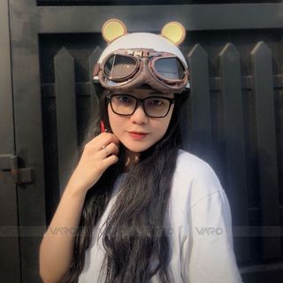 Mũ Bảo Hiểm 1/2 Kèm Kính Phi Công Gắn Tai Chuột Mickey - BH 12 Tháng