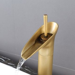 Vòi lavabo đồng thau cổ điển