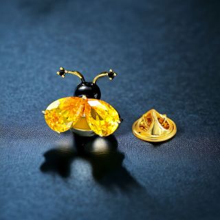 PIN CÀI ÁO HÌNH CHÚ ONG PHA LÊ VÀNG XINH XẮN DÀNH CHO NAM NỮ - 1.5cm