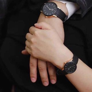 ĐỒNG HỒ NAM NỮ CAO CẤP D.W MOTION DÂY CAO SU ĐEN KÈM TEM KÍCH HOẠT BẢO HÀNH ĐIỆN TỬ 2