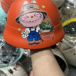 Nón Bảo Hiểm Labubu Mix Đủ Hình (Thùng 100 Cái)