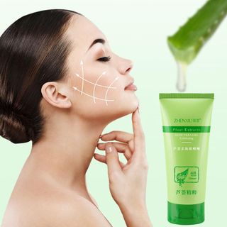 Gel Tẩy Tế Bào Chết Da Mặt GINBI Chiết Xuất Nha Đam Làm Sạch Da Bã Nhờn Bụi Bẩn 100g