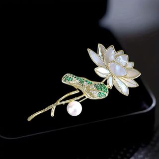 Trâm Cài Áo Hoa Sen Vỏ Sò Đính Ngọc Trai Phụ Kiện Quần Áo Thanh Lịch Quà Tặng Sang Trọng Dành Cho Nữ - 7cm
