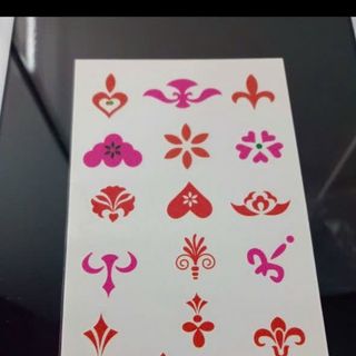 Hình xăm giữa trán