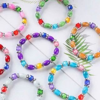 Chuỗi đeo tay phong thủy nhiều màu sắc trẻ trung