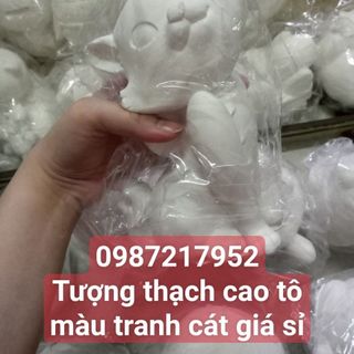 Bán màu nước 25k nửa lít có 12 màu