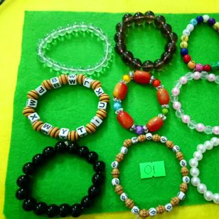Lô 50 chuỗi đeo tay mix hơn 30 mẫu ngẫu nhiên nhiều màu chỉ 400k 50 chuỗi