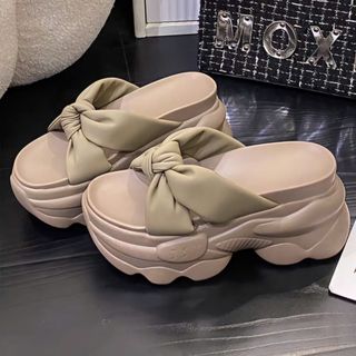 DÉP BM QUAI CHÉO DÒNG HÀNG CAO CẤP