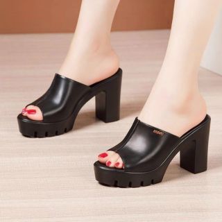 DÉP NỮ HÀNG NHẬP CG QUAI BẢN PHỐI CHỮ