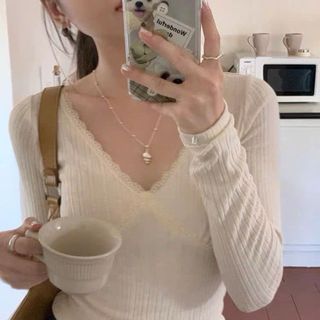Áo thun body tay dài phối ren chéo