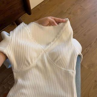 Áo thun body tay dài phối ren chéo
