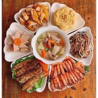 Tên sản phẩm: Bộ bát đĩa hoa mặt trời nhưa size đại 50cm, Bộ đĩa hoa mặt trời 7 chi tiết CTB804 - BECHIP