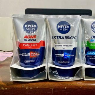 Sữa rửa mặt thái