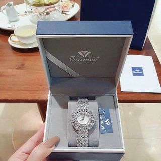ĐỒNG HỒ NỮ CHÍNH HÃNG FUNMEI F2030 FULL ĐÁ PHA LÊ ĐI KÈM TEM KÍCH HOẠT ĐIỆN TỬ BẢO HÀNH CHÍNH HÃNG 1