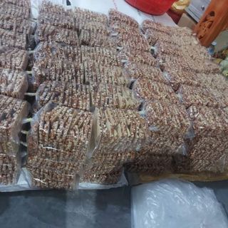1KG KẸO ĐẬU PHỘNG GIÒN GỒM 2 TÚI 500g