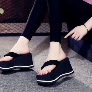 DÉP KẸP NỮ XUỒNG 9P ĐẾ LƯỢN SÓNG HÀNG CAO CẤP