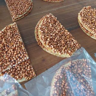 1KG KẸO ĐẬU PHỘNG NƯỚC CỐT DỪA NHÀ LÀM THỦ CÔNG