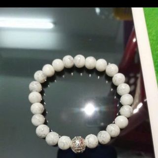 Chuỗi đeo tay phong thủy mixx có nhiều màu