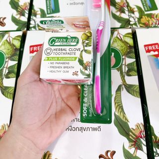 Kem Tẩy Trắng Răng Green Herb Thái Lan 25g tặng kèm bàn chải đánh răng