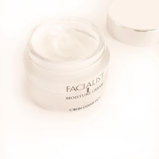 Kem dưỡng ẩm Facialist Moisture Cream S