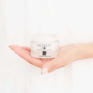 Kem dưỡng ẩm Facialist Moisture Cream S