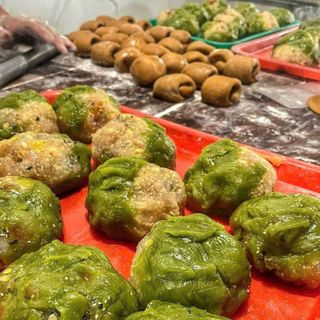 BÁNH PÍA TRÀ XANH DỪA HÀNH 8 TRỨNG 600G - WINNIE HOUSE