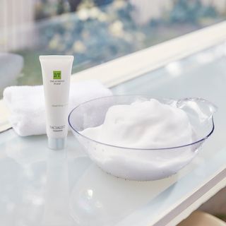 Sữa rửa mặt Facialist Treatment Foam E