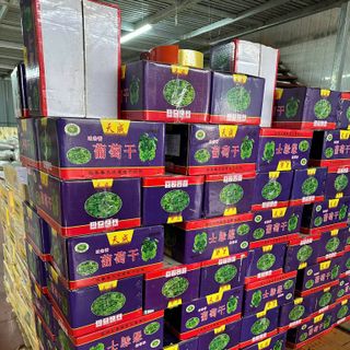 Nho xanh thùng tím 9.5kg cả bì