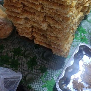 Cơm cháy chà bông 
1 hộp 3 miếng