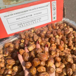 Chà là vàng [thùng đỏ 10kg]