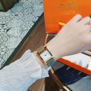ĐỒNG HỒ NỮ CAO CẤP HEMES DÂY DA MẶT TIA NIỀNG TRƠN VÀNG 1
