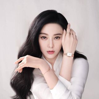 ĐỒNG HỒ NAM NỮ CAO CẤP D.W MẶT CHỮ NHẬT MỚI DÂY DA VÀ LƯỚI 2