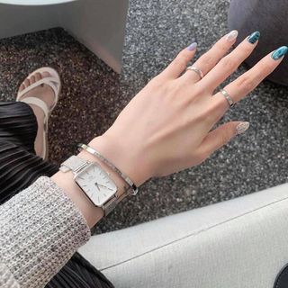 ĐỒNG HỒ NAM NỮ CAO CẤP D.W MẶT CHỮ NHẬT MỚI DÂY DA VÀ LƯỚI 2