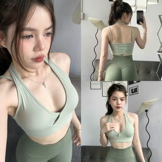 🔥 Hàng mới về 🔥 Bra dây yếm tôn V1 sexy   👉 Thiết kế có bo chun ôm ngực tốt 👉 Chất thun poly co giãn . Có khe nhét mút , vải dày dặn   ✅ S M L giá sỉ