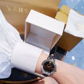 XẢ KHO ĐỒNG HỒ NỮ CAO CẤP VERS DÂY DA MẶT TRÒN HOA VĂN HUYỀN THOẠI 3