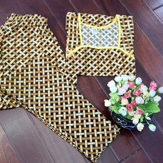 Đồ Bộ Tàu Cổ Vuông - Thun Lạnh Hàn Quốc: Phong Cách Thời Trang Năng Động