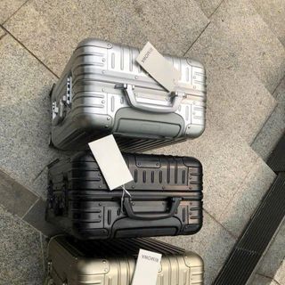 Vali nhôm nguyên khối Rimowa size24 giá sỉ