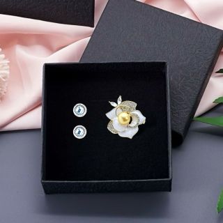 GHIM CÀI ÁO HÌNH HOA ĐÍNH NGỌC TRAI VÀNG NHÂN TẠO THỜI TRANG DÀNH CHO NỮ- 3.5cm