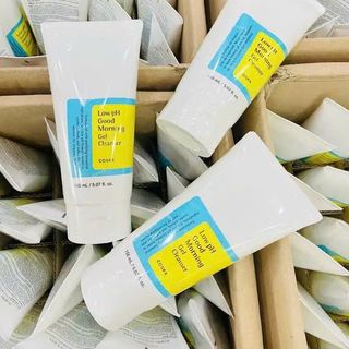 Sữa Rửa Mặt COSRXLow PH Good Morning Gel Cleanser 150ml