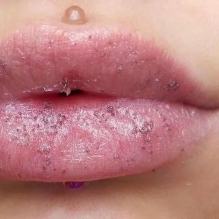 Tẩy da chết môi Beauty Visage loại bỏ da khô nứt, căng mọng môi