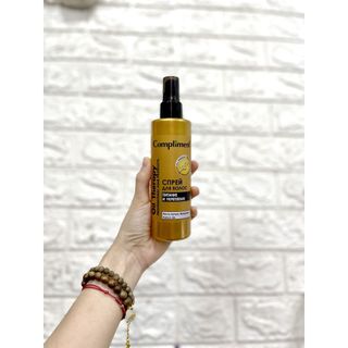 Xịt Dưỡng Tóc Compliment Oil Treatment Nuôi Dưỡng Và Dưỡng Ẩm Tóc