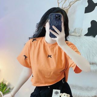ÁO CROPTOP FORM RỘNG ĐÍNH NƠ - LÊ PHƯƠNG BOUTIQUE