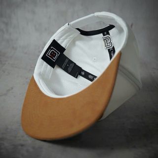 Mũ Lưỡi Trai Spartan Trắng Nâu Snapback Chất Cotton